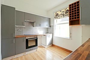 Kichen- click for photo gallery